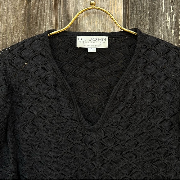 St. John Collection Blouse Tunic Black Knit Lace Quiet Boho Luxury Chic sz S - Picture 2 of 5